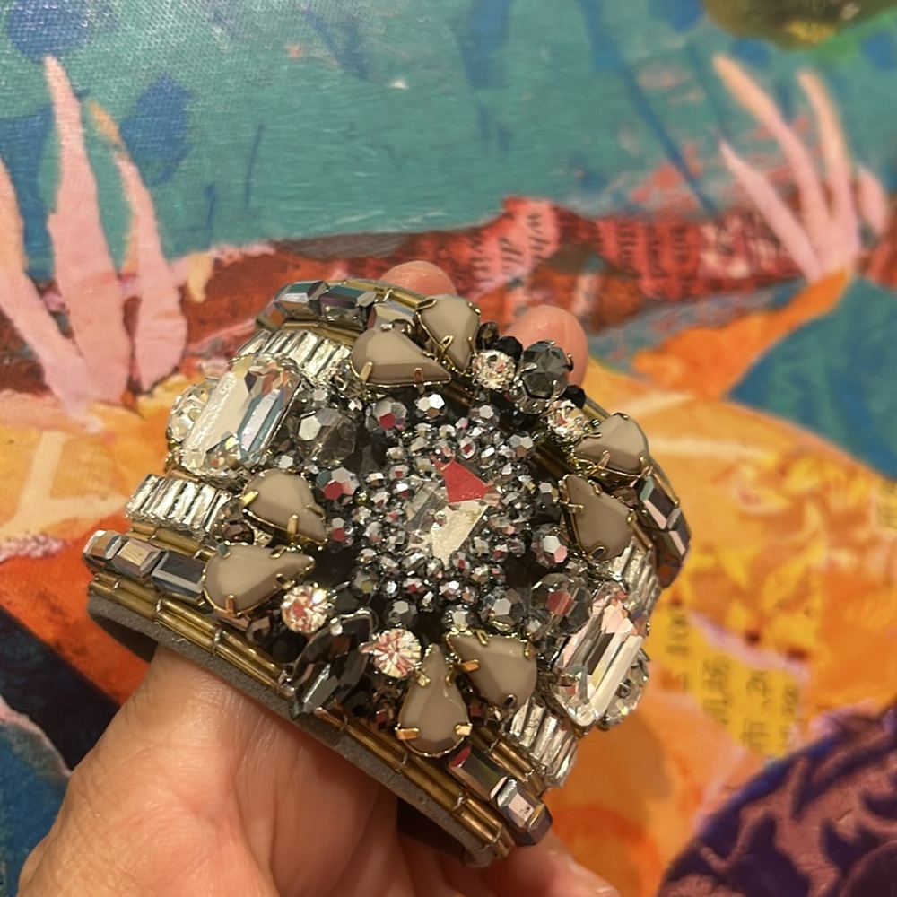 Exquisite Crystal & Beads Gold Hematite Cuff-Boutique